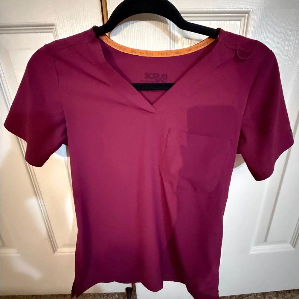 Smart Scrubs Women's V-Neck Top - Burgundy